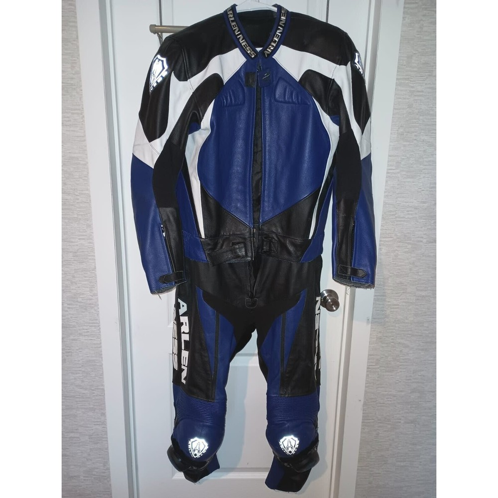 Arlen Ness 2 Piece Leather Motorcycle Suit W/ Gloves & Helmet. safety/Track Gear